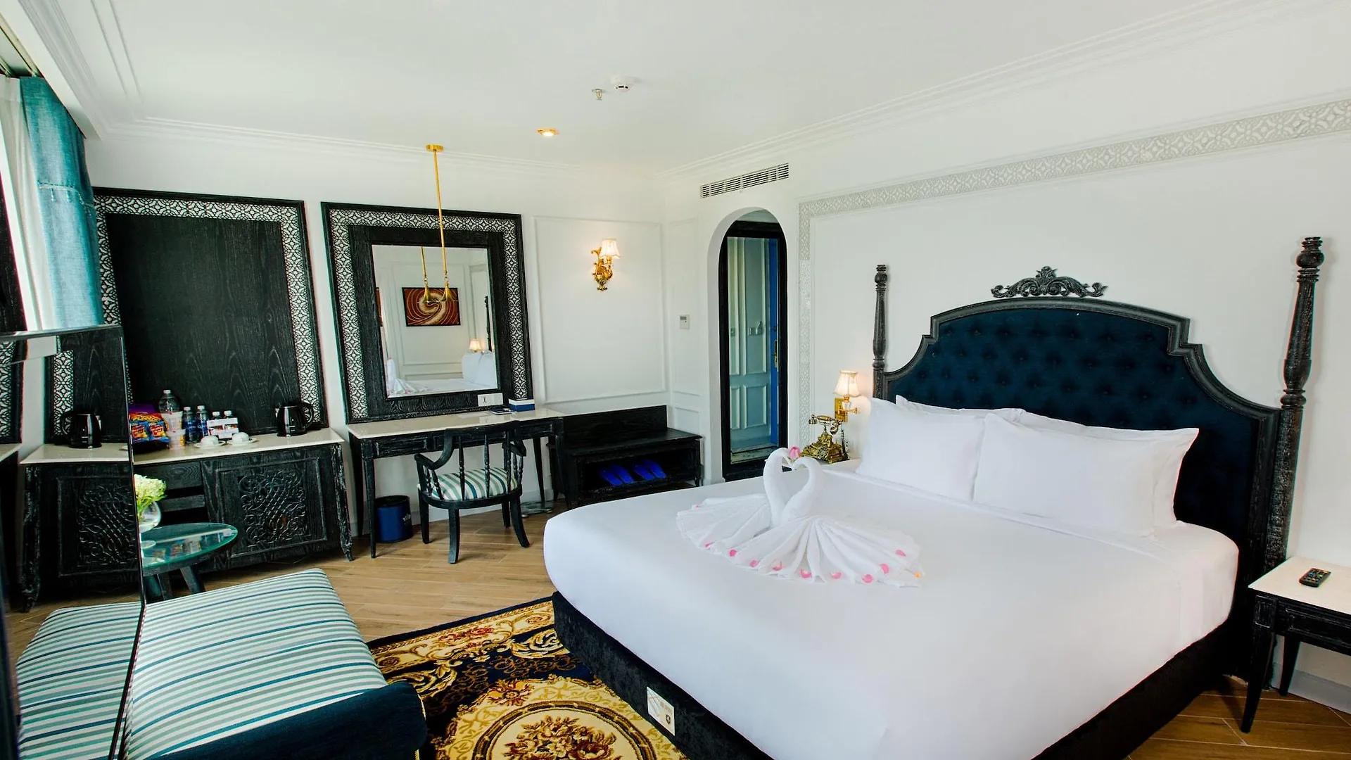 Hotel Fivitel Đà Nẵng 4*,