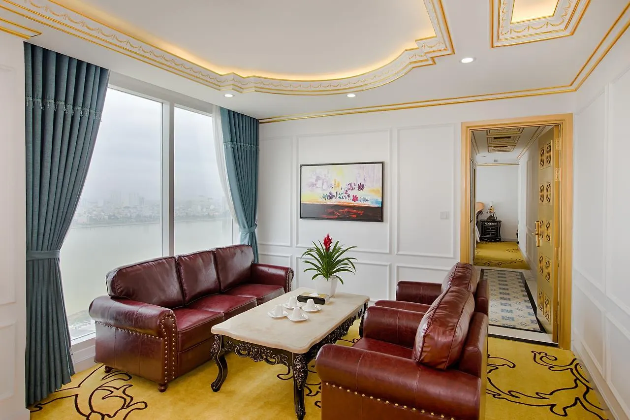 Fivitel Da Nang Hotel